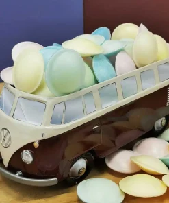 Alternative view of Coffret bonbon Volkswagen Combi en métal rempli de soucoupe (x40)